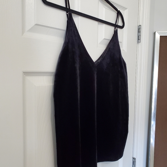 Velour Brunette the Label Tank - Picture 2 of 5